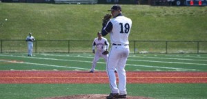 Baseball suffers four loses against St. Thomas Aquinas