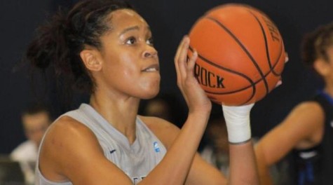 Roberts Helps Mercy Women’s Basketball to New Heights