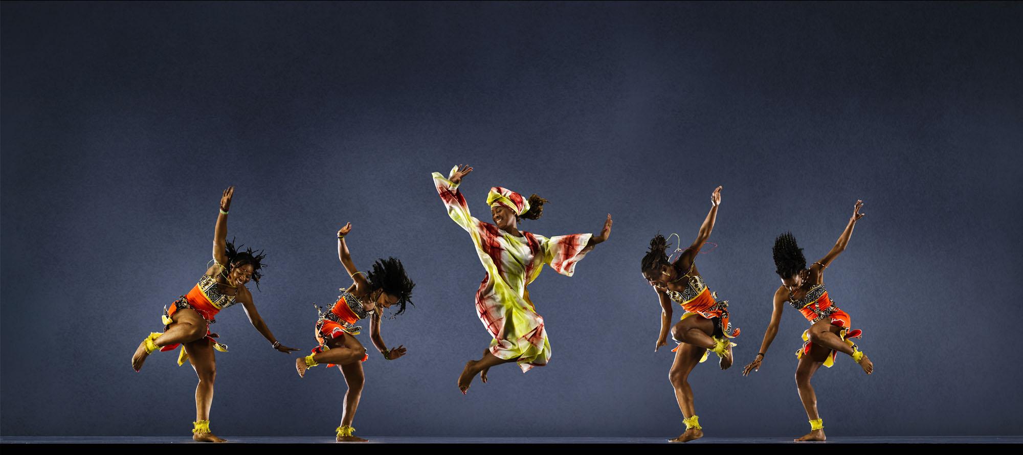 African Woman Dance 119