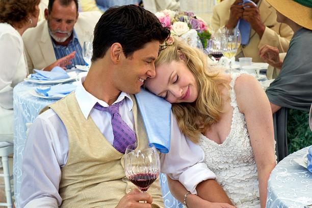 THE YOUNG COUPLE WHO WAS GETTING MARRIED IN MOVIE. ACTOR - BEN BARNES AND ACTRESS - AMANDA SEYFRIED