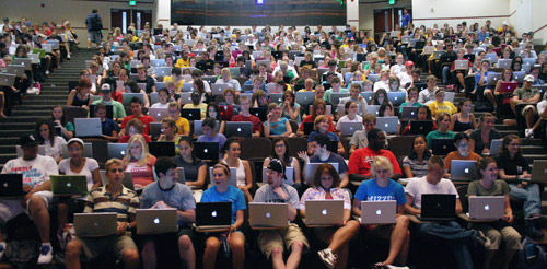 Study Claims College Students Are Too Attached To Technology