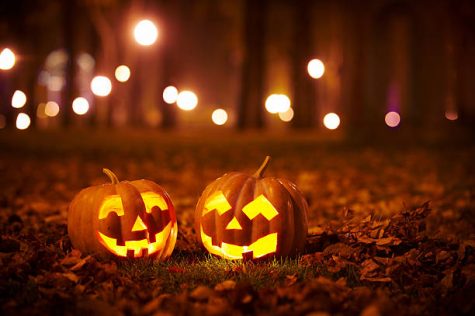 The Top 5 Best Movies to Watch to Get Into the Halloween Spirit