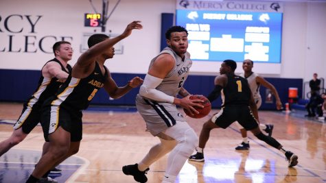 Men’s Basketball Battles Valiantly; Falls Just Short Against No. 25 STAC