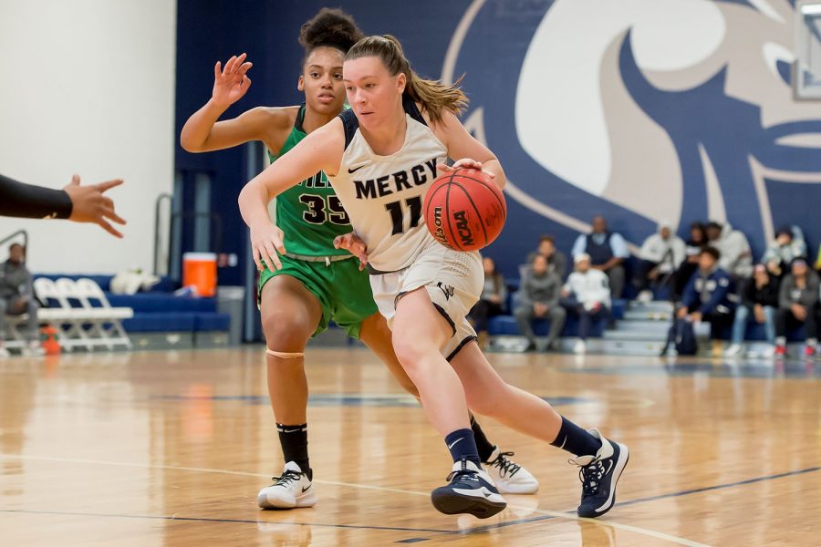 Womens Basketball Improves to 5-3 With Victory Over Post
