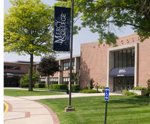 Mercy College Hosts COVID Remembrance Ceremony for Students and Staff