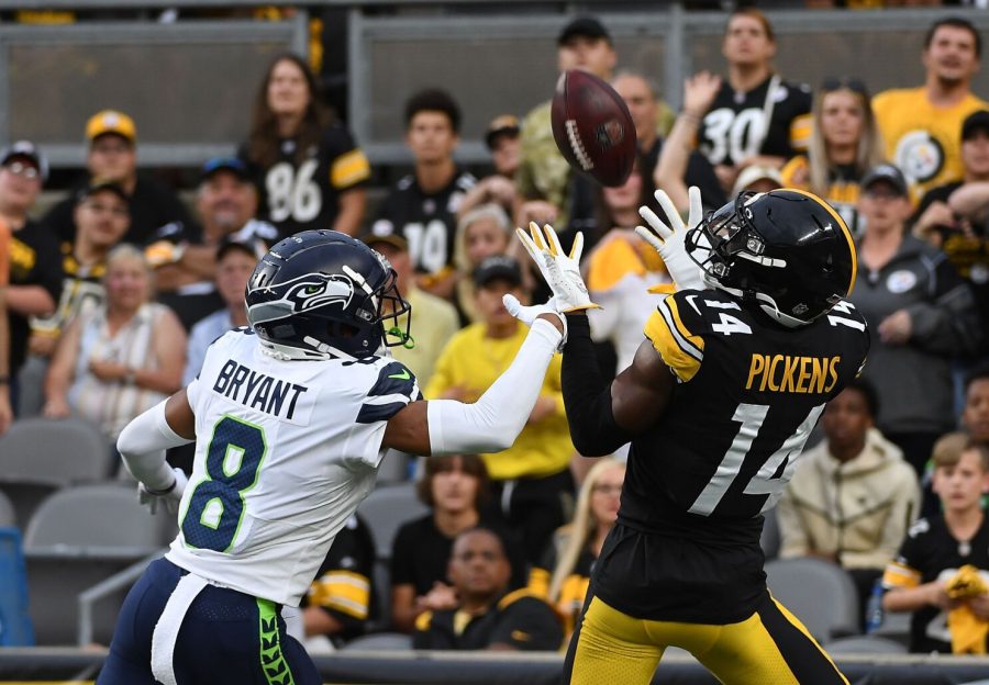 Pittsburgh Steelers receiver George Pickens catches a touchdown against the Seahawks on Aug. 13. Justin Berl/Getty Images