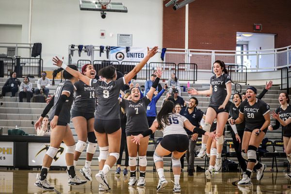 Mavs Volleyball Stuns No. 2 New Haven In NCAA Tourney