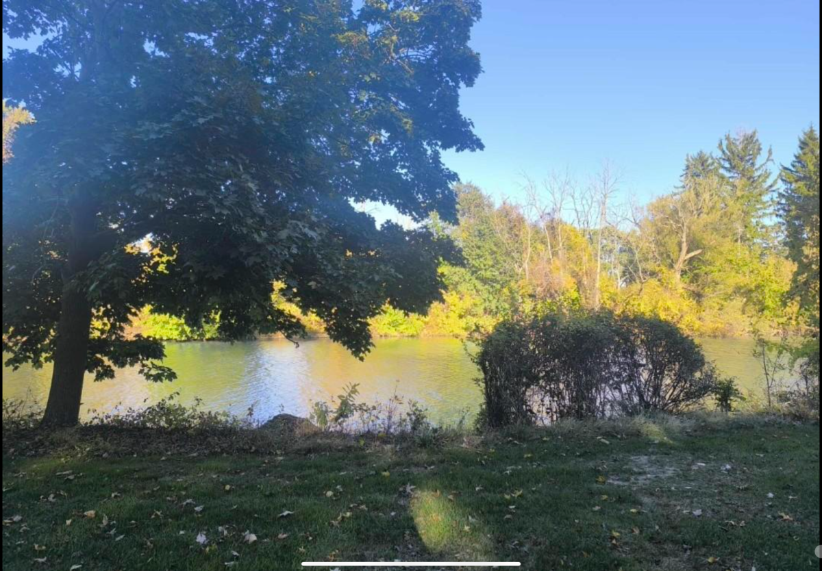 Photo of the Erie Canal in North Tonawanda, New York. 